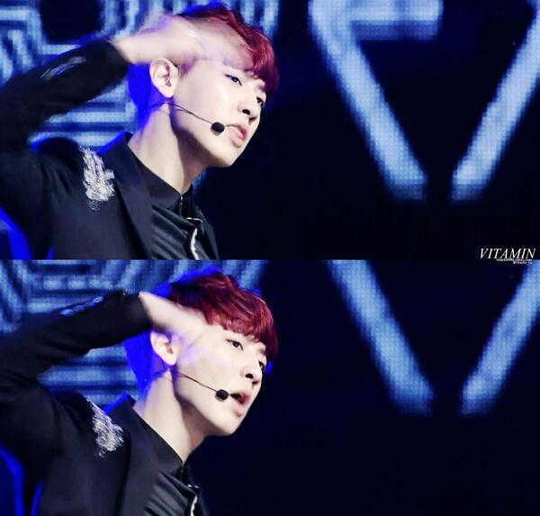 [HeyParkChanyeol] [CAP] 140527 Chanyeol - The 50th Baeksang Arts Awards (cr: vitamin_lu)