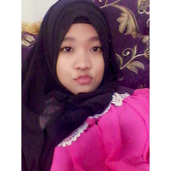 Linlinlhina1's tweet photo. http://t.co/iliRa4j8Uw