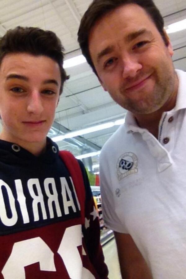 grant_cooper95's tweet photo. @JasonManford cheers for the pic! http://t.co/sJFyojyXMW