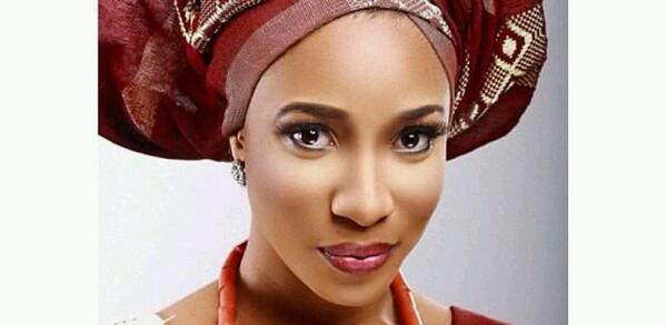 HOLIETA230's tweet photo. @TONTOLET beauty is thy name,lots of love. http://t.co/vHF3YGgKiS