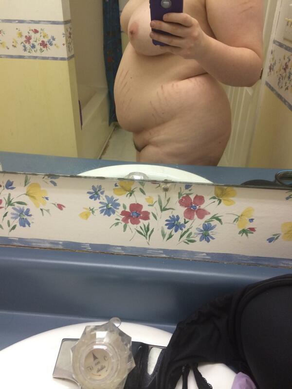 bbwdanielle's tweet photo. drunk and stuffed #feedee http://t.co/uy7NHACSzy