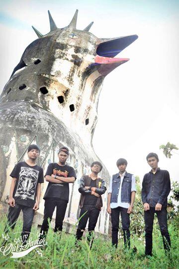 Giant Chicken Church \m/