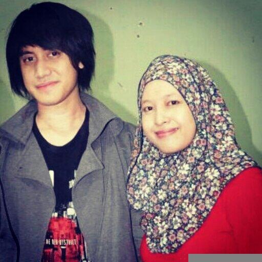 NungqStoreID's tweet photo. Thanks @apriliokevin udah mau nyempetin foto ama bumil waktu di pati kemaren.... http://t.co/SX37VviEtP