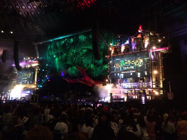 scot_exist's tweet image. 炎と森のカーニバルなう