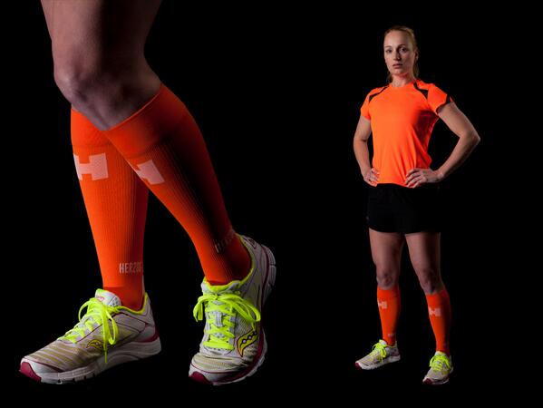 HerzogSport's tweet photo. 12 juni start het WK! Na je training ben je met deze kousen in oranje-stemming én kun je relaxt voor de TV herstellen http://t.co/RX9djFyxhZ