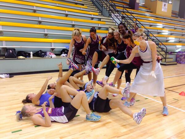 gabs_simo's tweet photo. State of Origin Training. Carn da BLUES! #trysquashus #cockroachesdontdie #thisyear http://t.co/hiLpGyC5cr