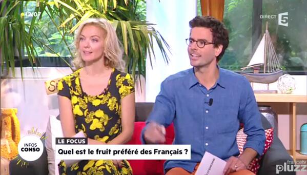 Maya Lauqué avec notre top champipi sur @LaquotidienneF5 #france5 #MayaLauqué >>>