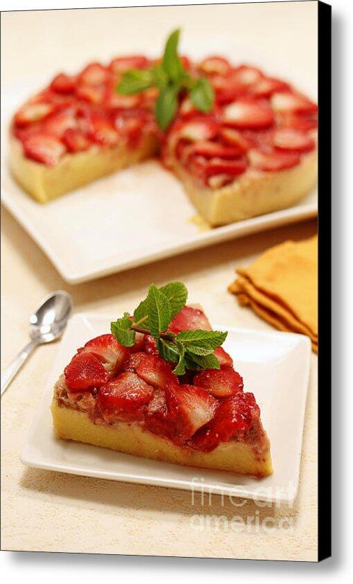 emilioereza's tweet photo. New artwork for sale! - "Strawberries pudding." - http://t.co/TuHmhFzMny @fineartamerica http://t.co/H4yjZczeBF