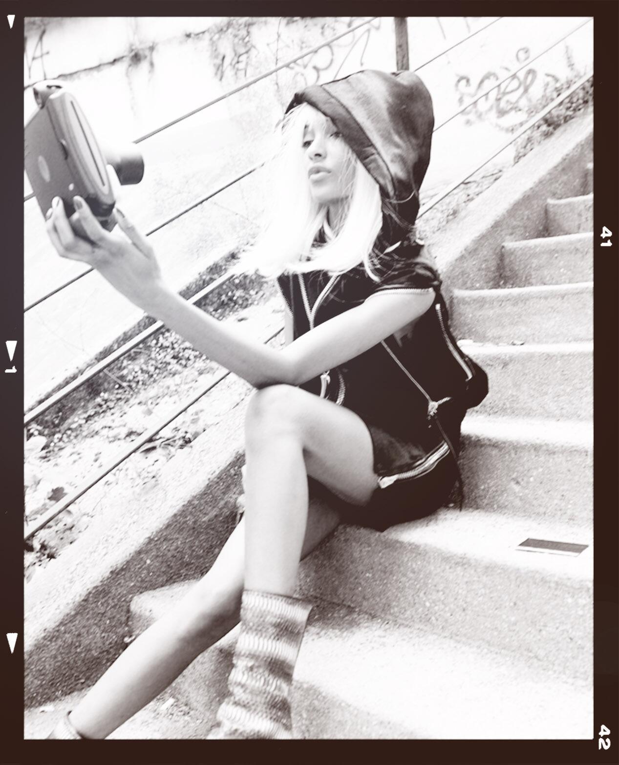 Embedded image permalink