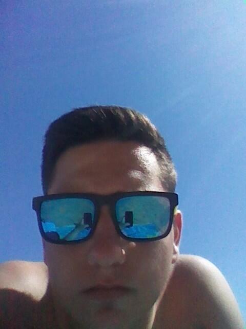lorente_antro's tweet photo. Buen día de playa http://t.co/2ESDRt1XcI