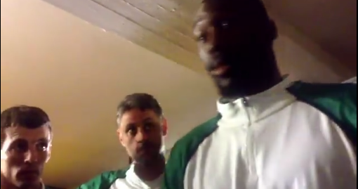 SportandoIT's tweet photo. VIDEO: Othello Hunter carica la squadra prima di Gara 4: I Wanna Win. You Wanna Win?' http://t.co/ctCvEbGgb0 http://t.co/z0PBJf4g3a