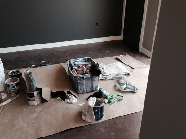 JennBrouwer's tweet image. Progress @Upperbeachtowne #modelsuite slow but sure ... Today stripes yay! Eta .... soon!!