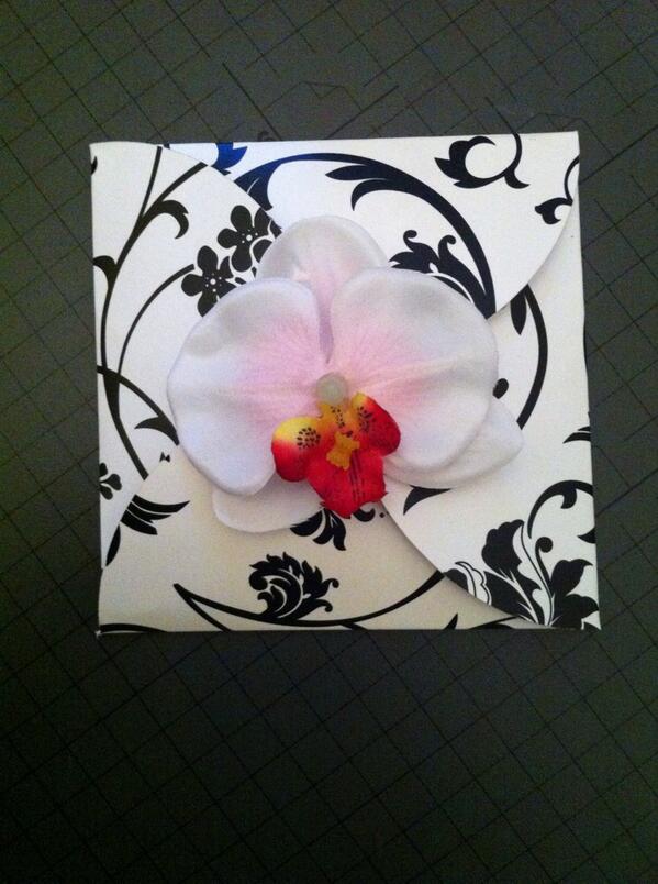 PopGoesTheWeas1's tweet photo. New! Another from our new orchid #wedding #stationery range http://t.co/eUnS8cqEAG
