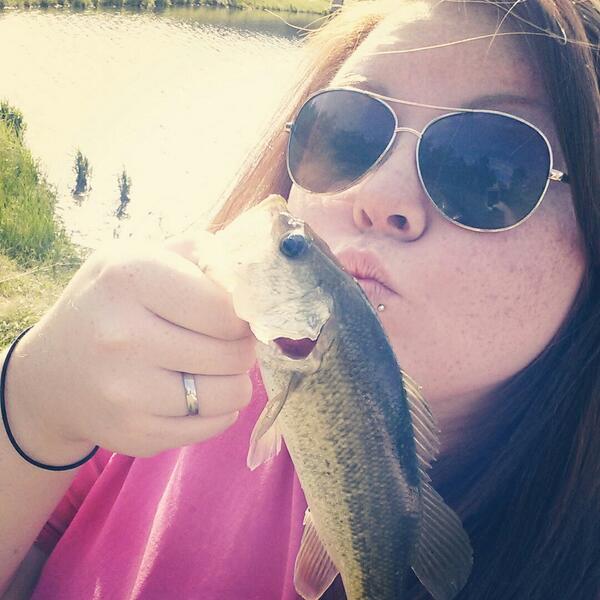 My_Outdoors's tweet photo. “@xoShelbybunnyxo: @My_Outdoors http://t.co/FncYJETxMV” 🙌Nice fish! #ouroutdoors