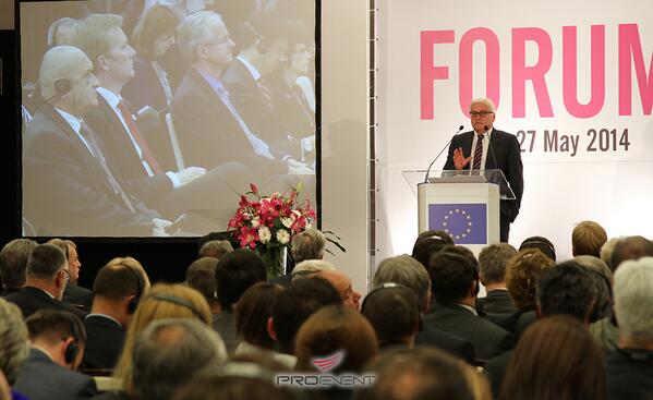 ProEventSa's tweet image. Tehnička podrška, Forum on Prosperity and Jobs in BiH on.fb.me/1nQ1bMQ #EconForumBIH