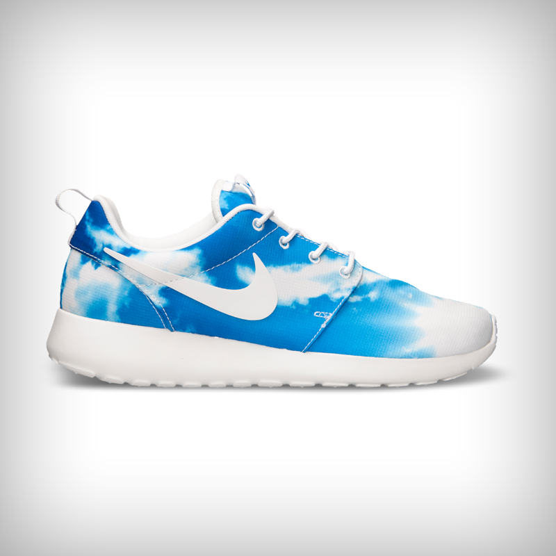 Bocadillo gráfico Prohibir Finish Line on Twitter: "#KicksJustIn Order the Nike Roshe Run "Blue Sky"  with free shipping here: http://t.co/vC6T3wlc8b http://t.co/AxM2vKj5k6" /  Twitter