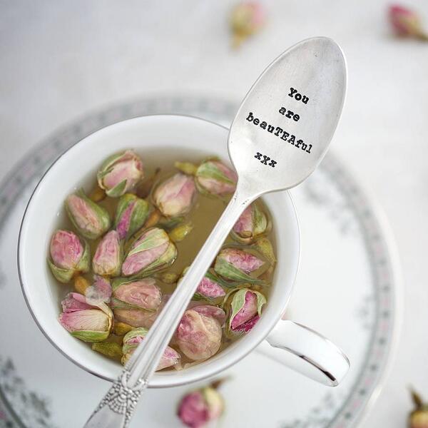 RT @LadedaLiving thought you might like this! We source vintage cutlery & hand stamp them with quotes x #britishgifts