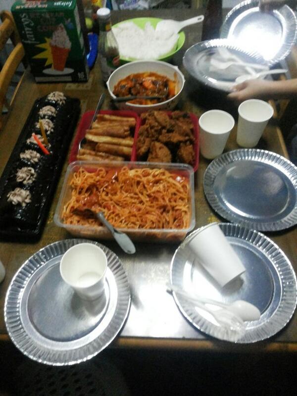 edcoville's tweet photo. Its my bday,tnx to my wife and von at kay mat na nbili ng softdrinks,with nanay,sean,aron n carlo http://t.co/WD5vcLi1Ul