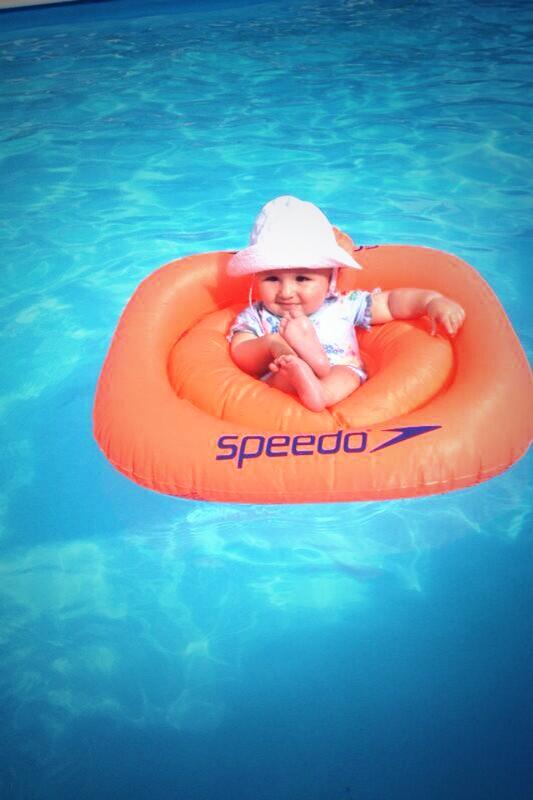 This picture has actually made my day!! Livy chops taking it easy 😂😂😍❤️ <a href="/WheelerDealeerR/">Rachael Wheeler</a>