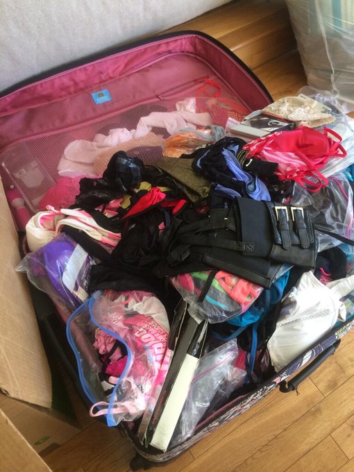 60 lbs of lingerie, bottle vodka &amp; a vibrator http://t.co/bsr7Wuj6jF