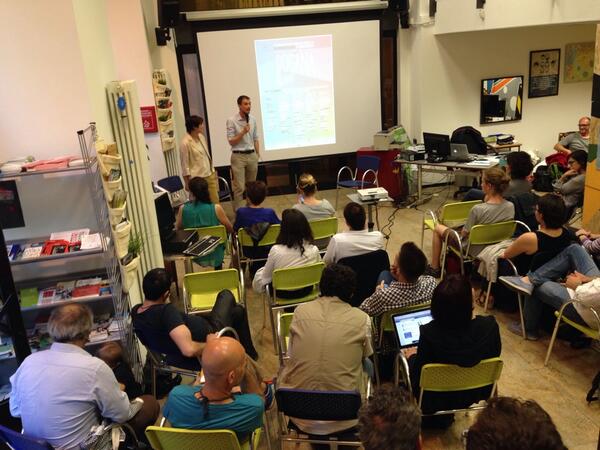 gamerrina's tweet photo. Inaugura #LaDogana @Collaboriamo @ImpactHubMilano @alessiobau @lorebram http://t.co/E9EjdoT0R4