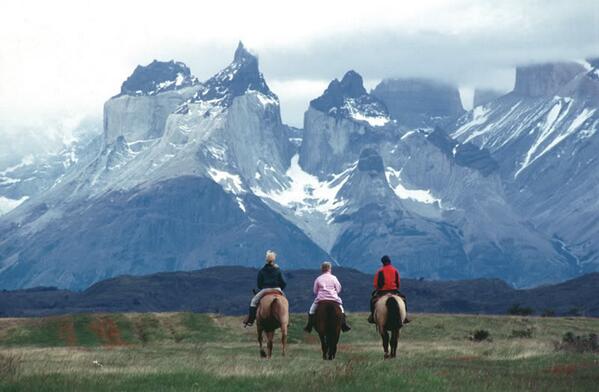 EarthPiix's tweet image. Horse Trekking in Chile, Torres del Paine National Park