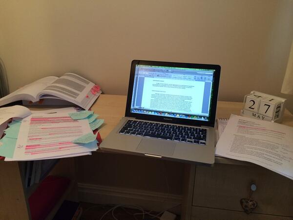 Laura Simcox tweet media