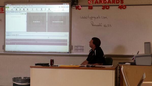 JasonTnmusician's tweet image. Josh showing his files #techsurf