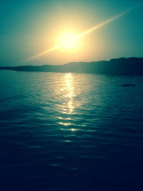 soder_sara's tweet image. Stuck in the moment ❤️