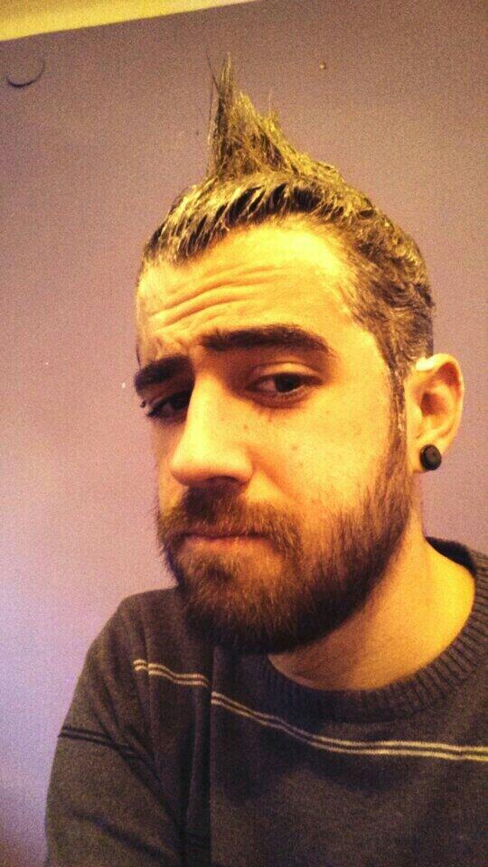 auronplay's tweet photo. Qué asco de vida. http://t.co/kasx0sYOo8