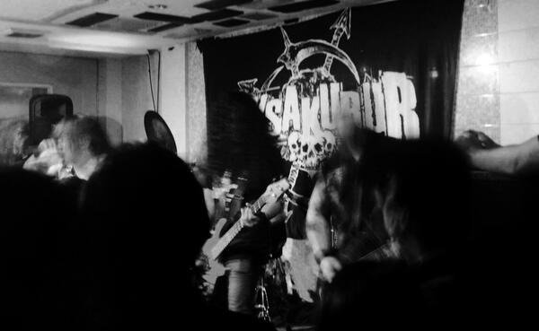 RT <a href="/GodamnFMP/">GODAMN FMP</a>: thanks <a href="/SIKSAKUBUR_DM/">SIKSAKUBUR</a> @Edisanmusic dan lainnya untuk malam yang gahar ini. FORZA SK!!!