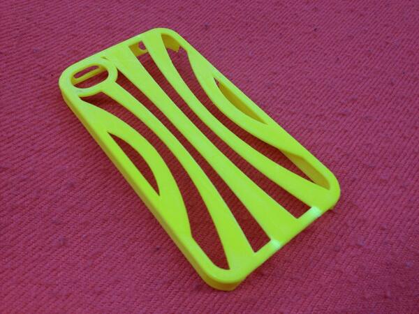 New yellow cover by #prototy3d #iPhone #3dprinting #3DModel