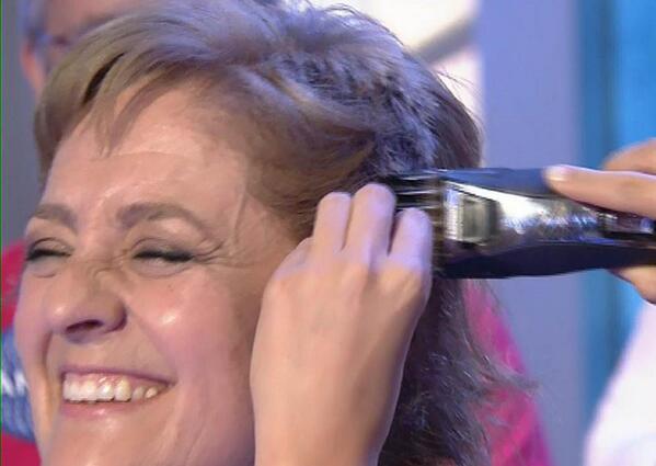 telecincoes's tweet photo. ¡Hoy ha sido el día! Así se ha llevado Paz el 1.310.000 eurazos del bote de #Pasapalabra!> http://t.co/QLPaflGEHR http://t.co/RvDgRVNsoU