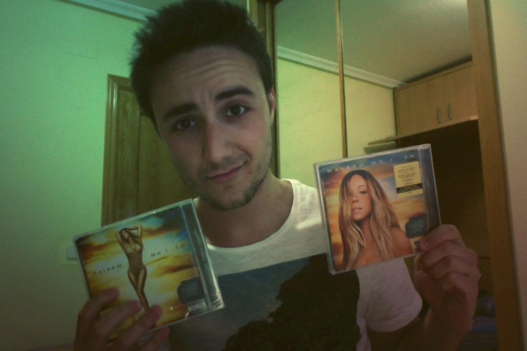 Álbum >> 'Me. I Am Mariah... The Elusive Chanteuse' - Página 38 BoqmlUQIYAA1hoE