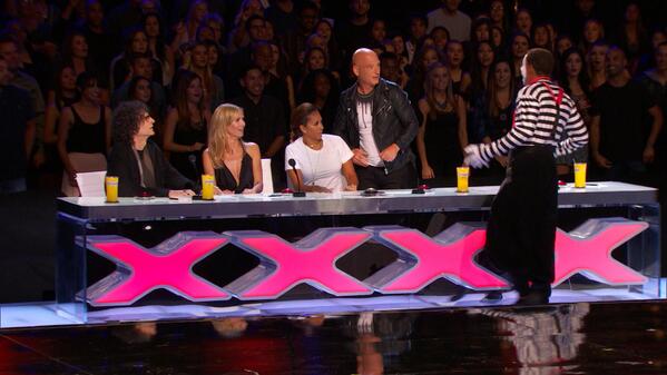 AGT's tweet image. RT @NickCannon: FOOLED ALL OF Y'ALL! #NickPrank I'M THE WORLD'S GREATEST MIME! #AGT