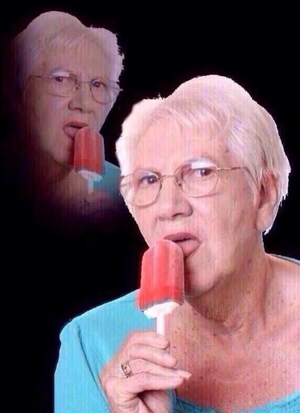 Laviish_Lay's tweet image. RT @MelvinFlint_: When she see you with a new haircut