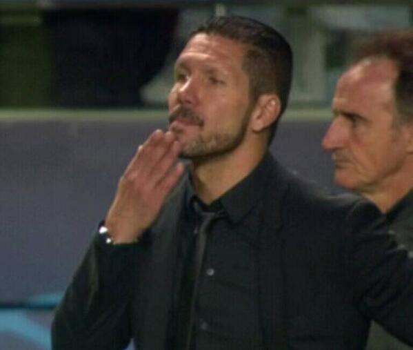luisoespartaco's tweet photo. "@_Paisajes_: "La cabeza alta, la cabeza alta" DON DIEGO PABLO SIMEONE http://t.co/oWIiWae3M6 estaba diciendo... los huevos me gustan aki..