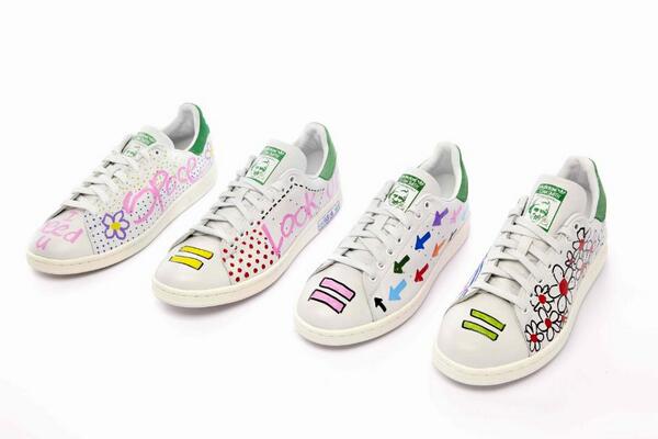 adidasoriginals's tweet photo. Exclusive enough? 10 pairs of #stansmith hand-painted by @Pharrell. Today, only at @coletteparis #mipharrellstansmith http://t.co/k460vDs9oc