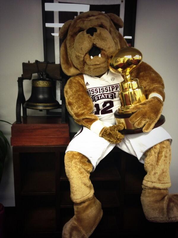 HailStateMascot's tweet image. @SECNetwork  @SEC is that even a serious question?!?! Got my hands full w/ all this hardware!!!#HailState #SECMascots