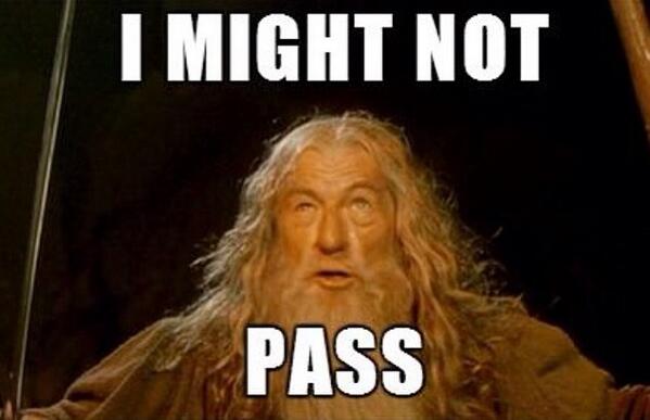 andymaslow3's tweet image. Yo hoy en mi examen de español... #gandalf #tlodr #reprobada #fail