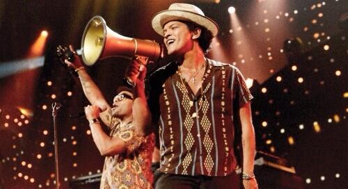 t0n0mars's tweet image. 朝から#Runnawaybaby #LIVEversion #nowplaying アドレナリン大量放出中
#BRUNOMARS #誰が私に拡声器を下さい