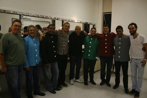 CASALABORATORIO's tweet photo. #Beatles foi um sucesso no último sábado. Teatro cheio, público lindo, e música boa. #SérieTributosMusicais http://t.co/f26oBQ53tT