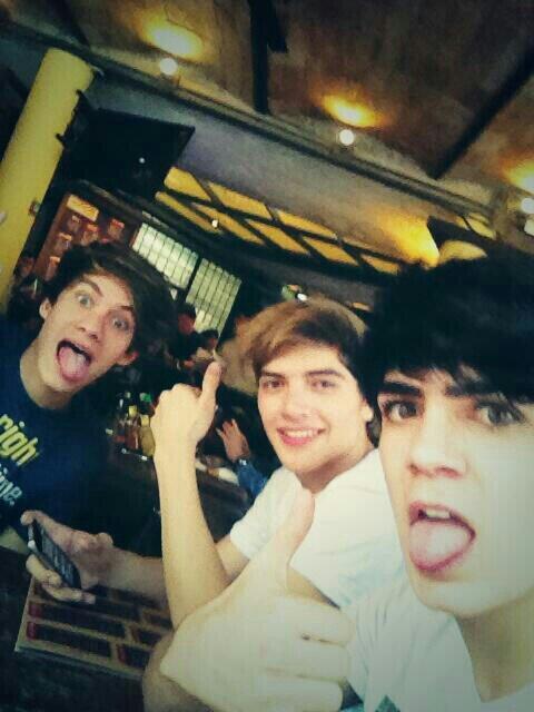 BereniiseSL's tweet image. Los amo chicos! #CoderForever