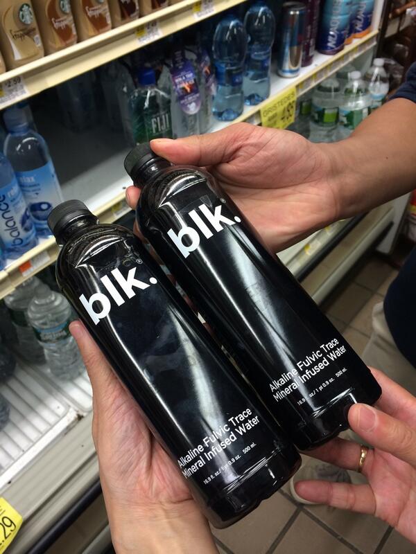 キャタピー 見て この黒い飲み物 水って書いてあって気になって買ったけどまじでただの水だった あとこっちはあんまり缶コーヒー売ってないんだよ 日本の缶コーヒーは美味しいって Vitacocoは日本でも買えるけど気になった ココナッツいらない Http キャタピー 見て この黒い飲み物 水って書いてあって気になって買ったけどまじでただの水だった あとこっちはあんまり缶コーヒー売ってないんだよ 日本の缶コーヒーは美味しいって Vitacocoは日本でも買えるけど気になった ココナッツいらない Http