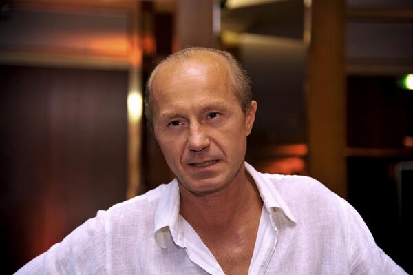 SaleBrandNET's tweet image. Сегодня 52 года ОТМЕЧАЛ БЫ самый яркий и колоритный актер за последние 2 десятилетия - Андрей Панин. Жаль что его нет