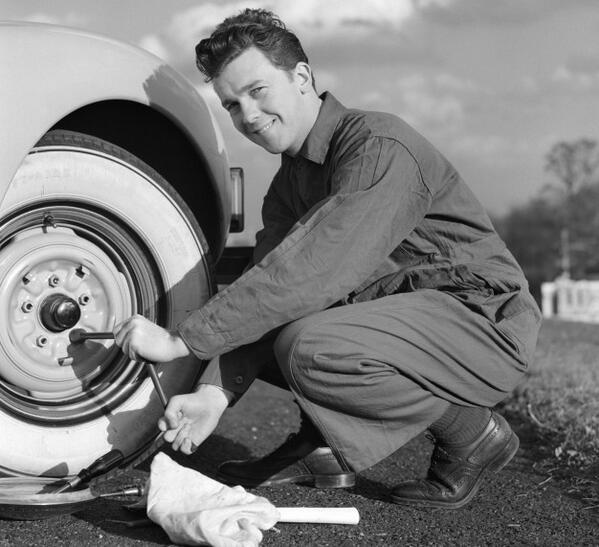 sbtjapan's tweet photo. Last Minute Items That Can Make Or Break Your Trip! #TirePressure #SpareTire #CarFluids
http://t.co/zZfRdt9W6W http://t.co/bbqUs4RR4F