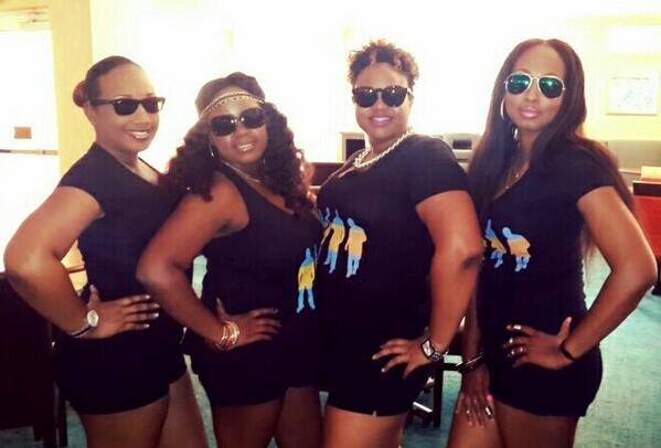 DaynethT's tweet photo. Best of the Best 2014 repping The Bahamas Rat Pack @SosaManBahamas  @sammiepoitier @mdeezmuzic http://t.co/CHSiCjhXr7
