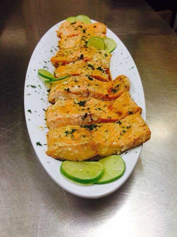 MastersGourmet's tweet photo. Teriyaki Salmon &amp; salad today anyone?! 😉 http://t.co/fV6JY5Uilw