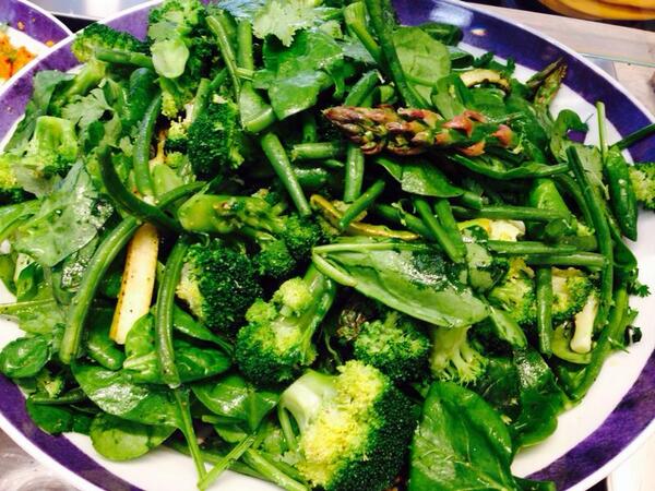 MastersGourmet's tweet photo. Teriyaki Salmon &amp; salad today anyone?! 😉 http://t.co/fV6JY5Uilw