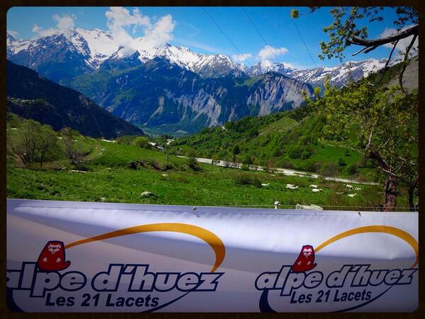 alpedhuez's tweet photo. D-8 ! We are ready to fight against cancer with @alpedhuzes !
#ad6 #alpedhuzes @alpedhuzessers 

RT to support them ! http://t.co/2j510wFwfs